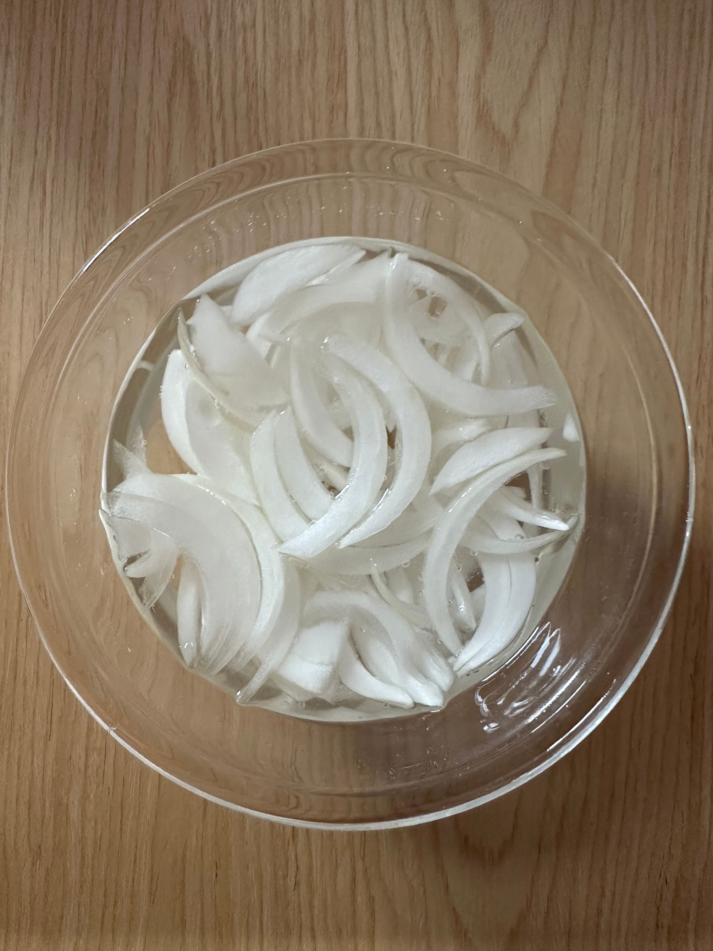 新玉ねぎときゅうりのピリ辛漬け【食べすぎちゃうおいしさ