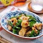 下味冷凍でピリうま！『胸肉とピーマンの中華風ごま照り炒め』