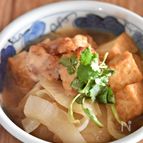 新玉ねぎと鶏もも肉のすき煮