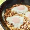 ［えのき入りとろ玉そぼろ丼］ひと皿で栄養ばっちり！の工程2