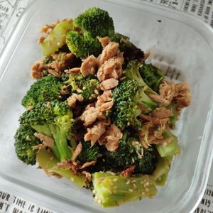 おともこの作ってみた!投稿(子どもやみつき！くたくた無限ブロッコリー)