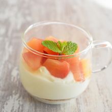 【ヨーグルト＆レンジで簡単】りんごパフェ