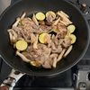 こってり美味しい！豚こまズッキーニのオイスター炒めの工程3