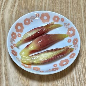 キャピタンの作ってみた!投稿(夏の箸休めに【みょうがの塩麹甘酢漬け】)