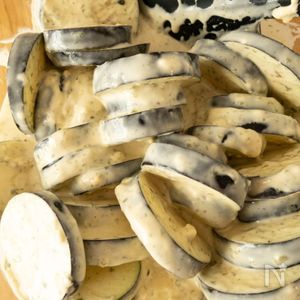 サクッジュワ！なすがモリモリ食ベられる♡なすの味付き磯辺揚げ