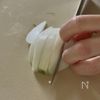 材料3つ◎ とろっと甘〜い【新玉ねぎの春巻き】の工程1