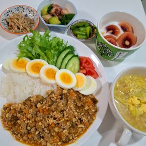 えびちゃんの作ってみた!投稿(美味しく節約！子供が喜ぶ『豆腐とひき肉と野菜のキーマカレー』)