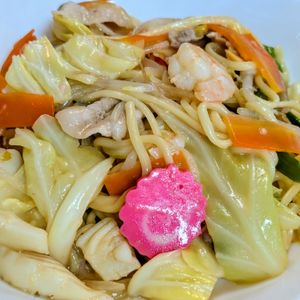 まゆのの作ってみた!投稿(焼きそば麺で簡単５分♪
絶品焼きちゃんぽん)
