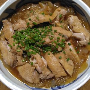 ももの作ってみた!投稿(甘とろ新玉ねぎと鶏肉の蒸し煮)