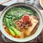 【担々湯豆腐鍋】うま辛だしうま！〆まで美味しい