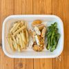 ワンパン10分！【白身魚揚げとじゃがいものカレーバター炒め】の工程1