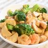 こざかなの作ってみた!投稿(【エビとブロッコリーとキノコのガリバタ炒め】やみつき食感♪)
