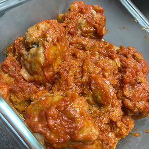 理子の作ってみた!投稿(ミートボールのトマト煮込み。)