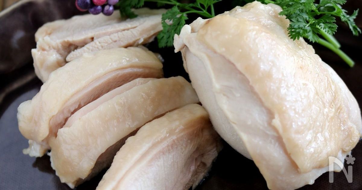 【作り置きおつまみ】鶏もも肉の白ワイン煮