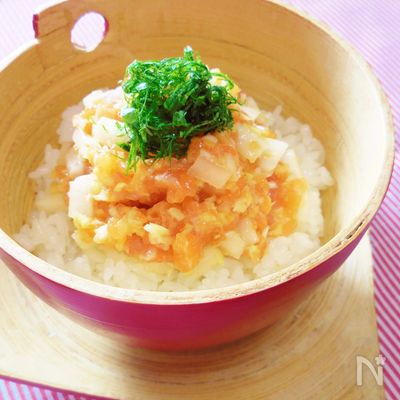 サーモンのなめろう丼