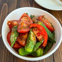 玉ねぎドレッシングがバリ旨《夏野菜サラダ》