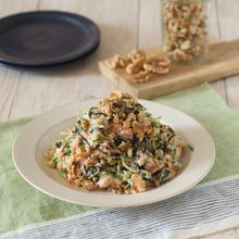 カリフォルニアくるみたっぷり！豆苗とにんじんの白和え