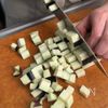 余り野菜でお助けレシピ!【ナスとピーマンのそぼろ飯】の工程1