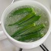 さっぱり食べたい日に♪【オクラとわかめのじゃこ和え】の下準備