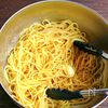 うどんスープで作れちゃう！おろし納豆パスタの工程2