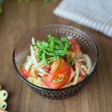 【トマトと玉ねぎの和風マリネ】さっぱり美味しい♪