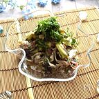 さっぱりいただく蒸しなすと豚肉の梅シソ風味