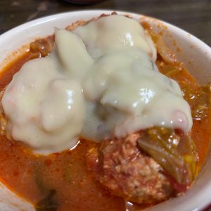 なおの作ってみた!投稿(ゴロッと食べやすい！お手軽な巻かないロールキャベツ)