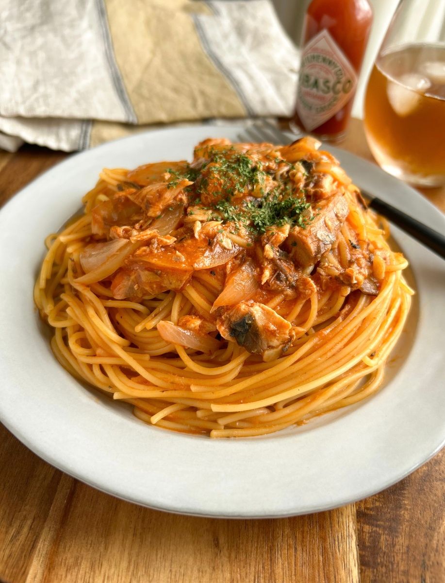 ワンパンで！さば缶トマトパスタ【子供も喜ぶお魚レシピ】 | レシピ