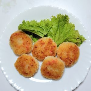 ふうかの作ってみた!投稿(1食100円以下！【はんぺん＆かにかまカツ】大満足！)