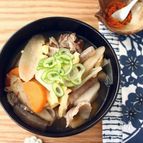 ９種具材の具だくさん豚汁