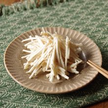 生で味わう！うどの胡麻マヨサラダ