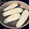 じゅわっとしみしみ茄子がおいしい♡【豚肉と焼き茄子の甘辛煮】の工程2