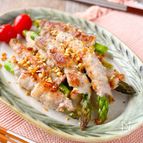 【バジルナッツで風味豊か♪】アスパラガスの肉巻き