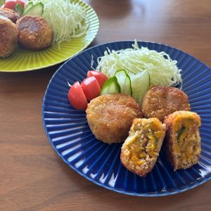 こむぎの作ってみた!投稿(ソースいらず《甘辛ひき肉♡かぼちゃコロッケ》)