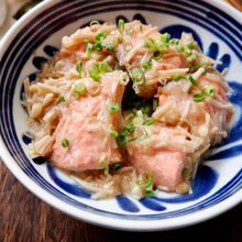 レンジで簡単！鮭とえのきのほっこりおろし煮
