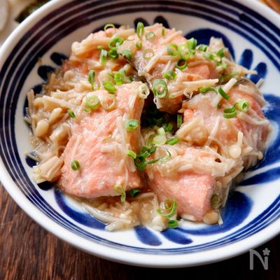 レンジで簡単！鮭とえのきのほっこりおろし煮