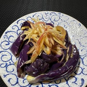 楽ラク手抜キッチン🐶🐾の作ってみた!投稿(【なすとみょうがの麺つゆポン酢和え】何度もリピしたくなる！)