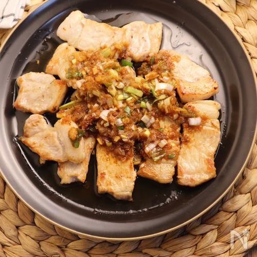 【業務スーパー】豚ロースの姜葱醤ソースがけ