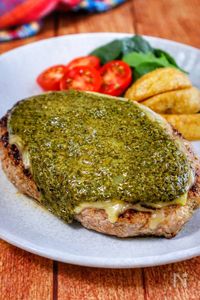ジェノベーゼ香る♪じゅわ〜っと旨い♡【チーズハンバーグ】