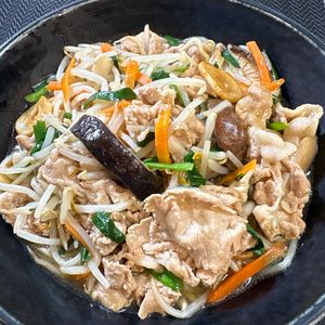 楽ラク手抜キッチン🐶🐾の作ってみた!投稿(【もやしとにらのあんかけラーメン】スピード調理！)