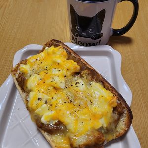 ナムディの作ってみた!投稿(残りカレーやレトルトで簡単に！カレーチーズパン)
