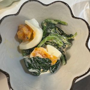 tanu🌿の作ってみた!投稿(マヨでコク旨仕立て♪『ほうれん草とゆで卵の胡麻マヨサラダ』)
