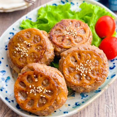 【高野豆腐をつなぎに◎れんこんハンバーグ】