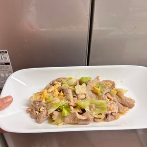 ケの作ってみた!投稿(【豚たまキャベツの旨だれ炒め】ご飯に合う!キャベツたっぷり♪)