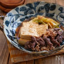 家飲みおつまみにも！汁まで美味しい肉豆腐レシピ