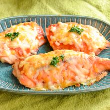 【子供に人気！】生鮭のチーズピザ焼き