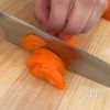 【ツナとわかめの韓国風スープ】食物繊維たっぷり♪の工程1