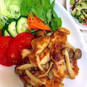 301182の作ってみた!投稿(ワンパン10分！【鶏むねチキンステーキ☆きのこバター醤油】)