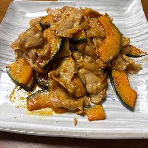 1004936の作ってみた!投稿(甘辛がご飯に合う！かぼちゃと豚肉のごま照り焼き)