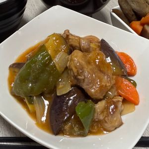 みーこの作ってみた!投稿(ご飯に合う！！『彩り野菜と肉団子の甘酢あん』)